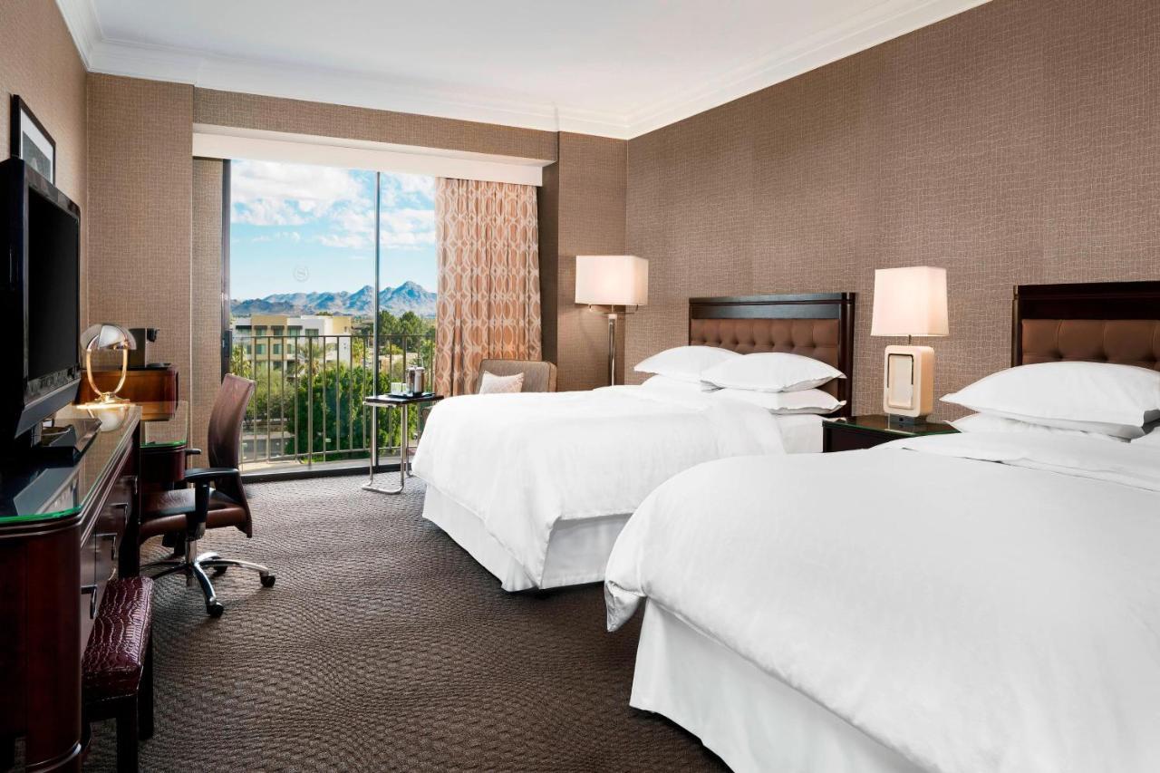 Sheraton Crescent Hotel Финикс Екстериор снимка