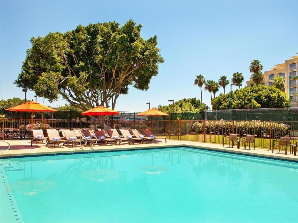 Sheraton Crescent Hotel Финикс Екстериор снимка
