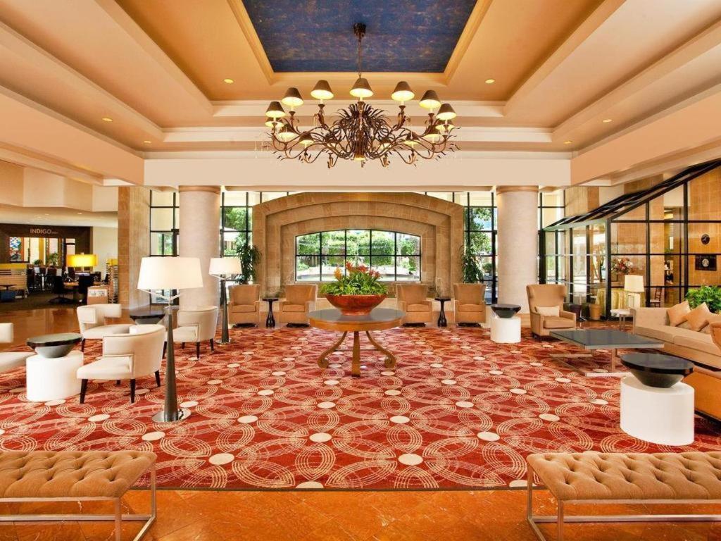 Sheraton Crescent Hotel Финикс Екстериор снимка