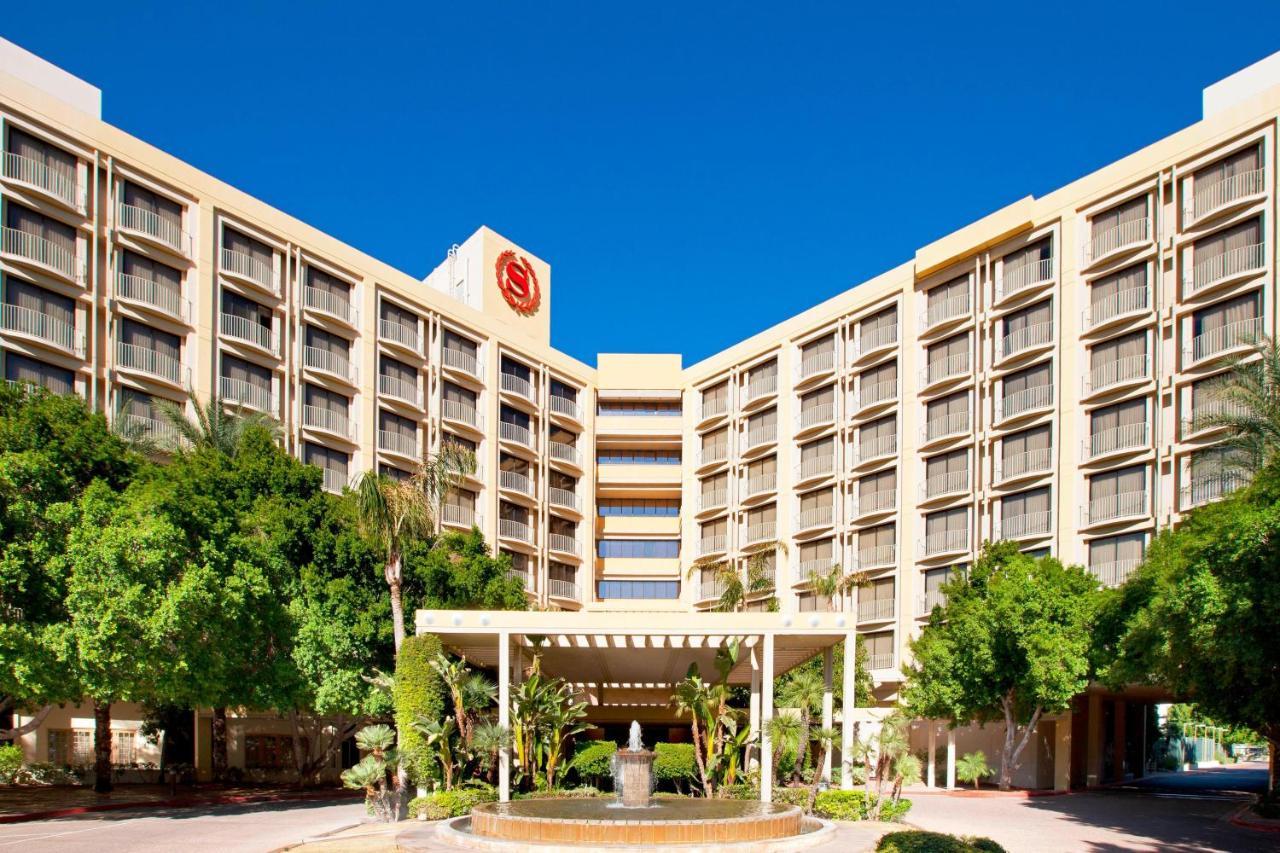 Sheraton Crescent Hotel Финикс Екстериор снимка